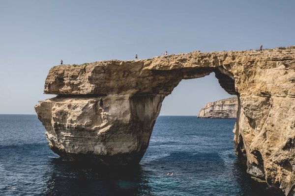 Comment organiser une randonnée pour découvrir les falaises de Moher, Irlande ?
